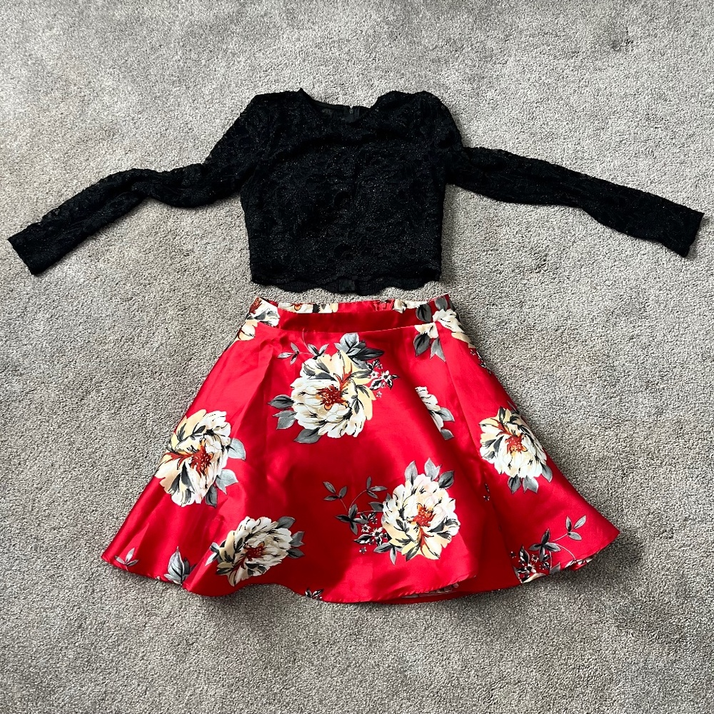 Girls holiday dress   This is 2 piece set.  Size 7 top and size 3 skirt.